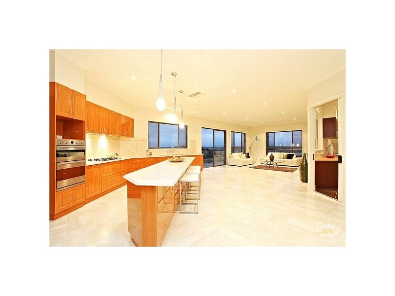 83 Parkside Rise, Craigieburn VIC 3064