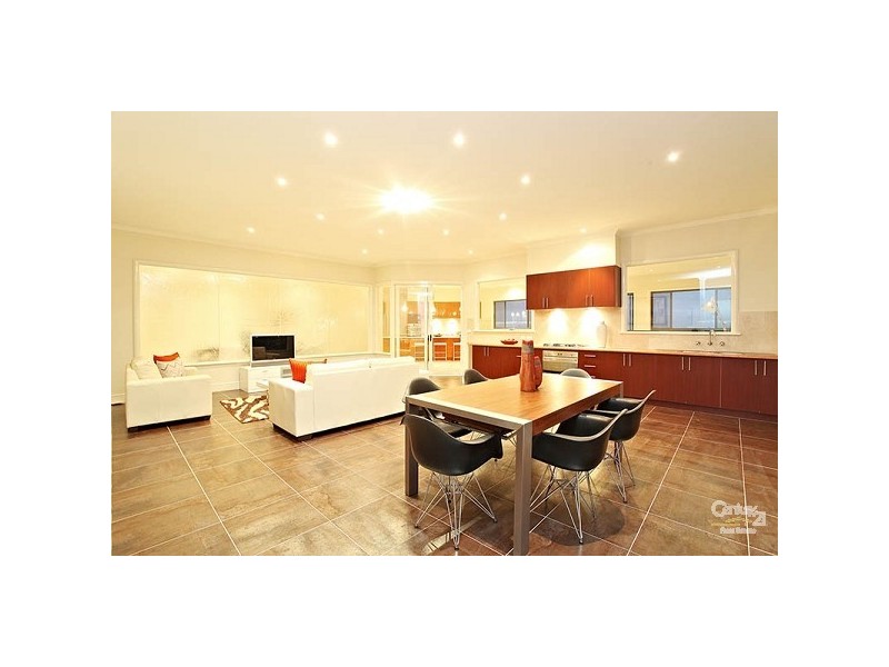 83 Parkside Rise, Craigieburn VIC 3064