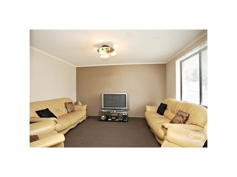 1/10 Paltara Close, Meadow Heights VIC 3048