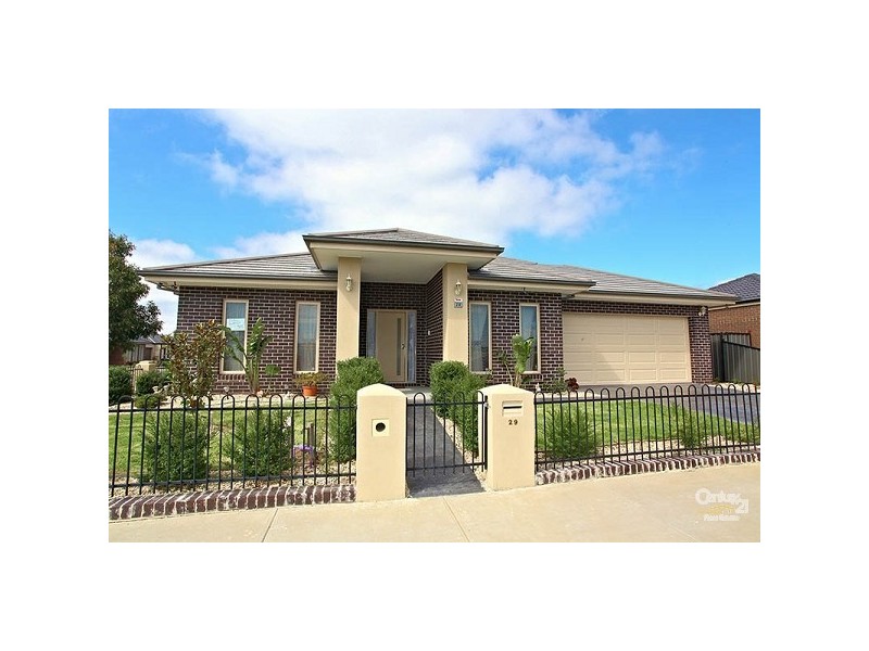 29 Hampton Street, Craigieburn VIC 3064