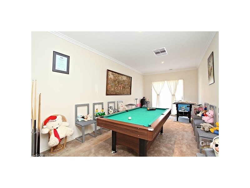 29 Hampton Street, Craigieburn VIC 3064
