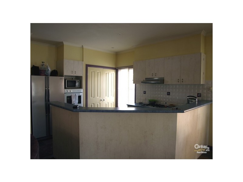 58 Rio Grande Drive, Roxburgh Park VIC 3064