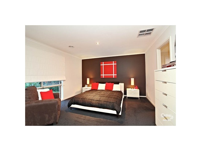 38 Hamilton Hume Parade, Craigieburn VIC 3064