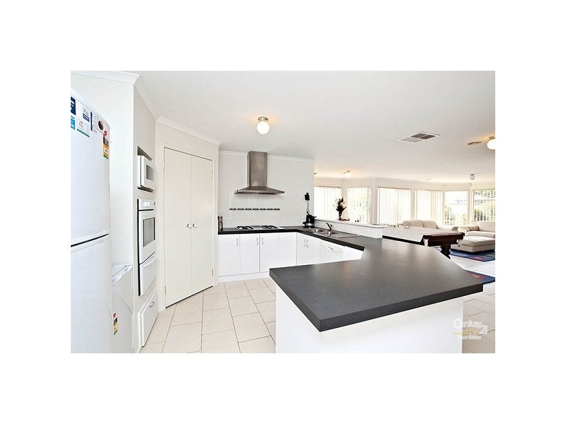 67 Lakes Drive, Craigieburn VIC 3064