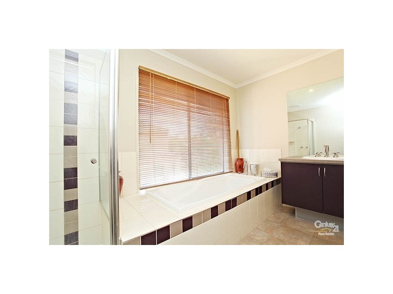 15 Northstead Way, Craigieburn VIC 3064