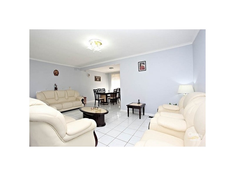 10 Poplar Street, Campbellfield VIC 3061