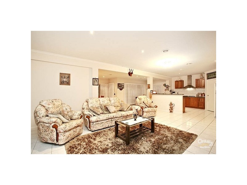 2 Deauville Green, Craigieburn VIC 3064