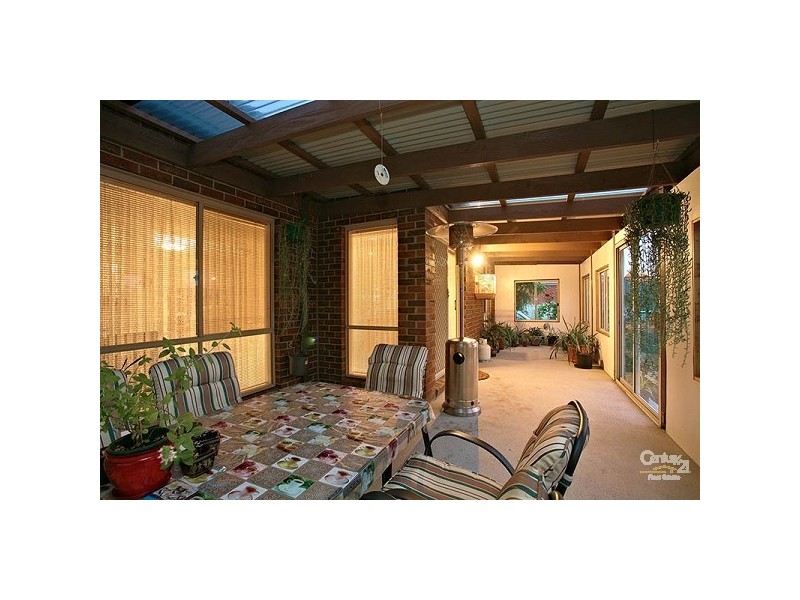 2 Deauville Green, Craigieburn VIC 3064