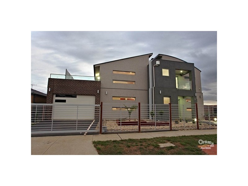 5 Korab Place, Roxburgh Park VIC 3064