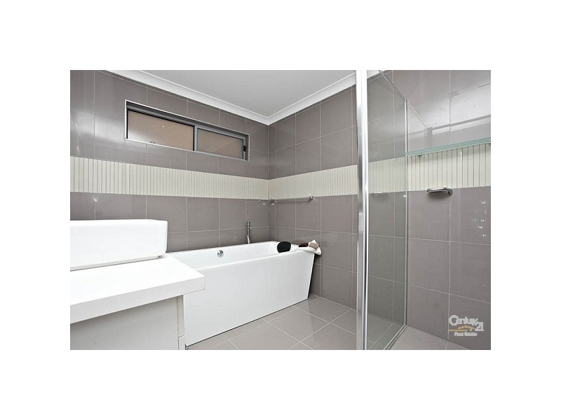 5 Korab Place, Roxburgh Park VIC 3064