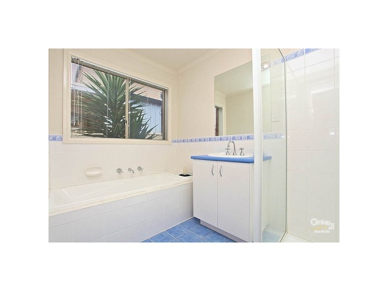 14 Siret Court, Roxburgh Park VIC 3064