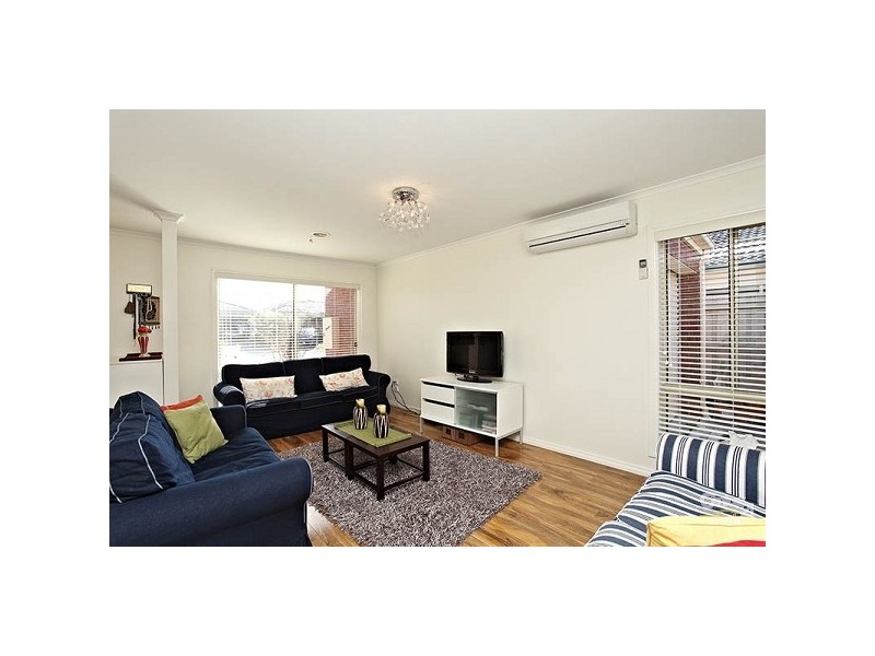 24 Pecos Place, Roxburgh Park VIC 3064