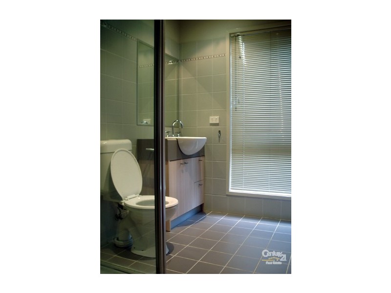 4/24 Nordenne Avenue, Altona VIC 3018