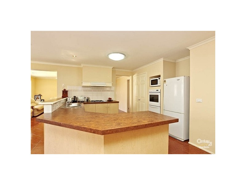 23 Marne Drive, Roxburgh Park VIC 3064