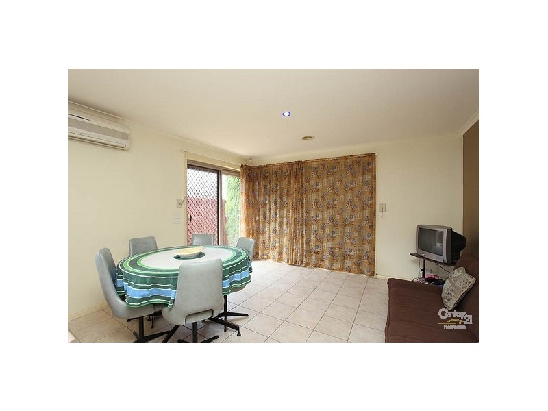 5 Hemsworth Court, Roxburgh Park VIC 3064