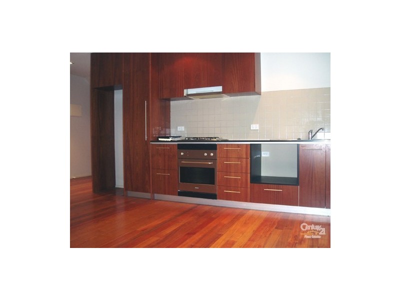 4/24 Noordenne Avenue, Altona VIC 3018