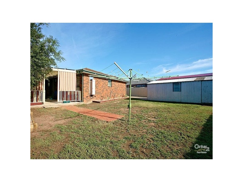 63 Hothlyn Drive, Craigieburn VIC 3064