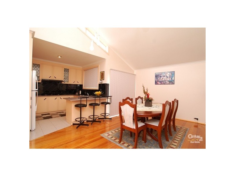 52 Nicholson Crescent, Meadow Heights VIC 3048