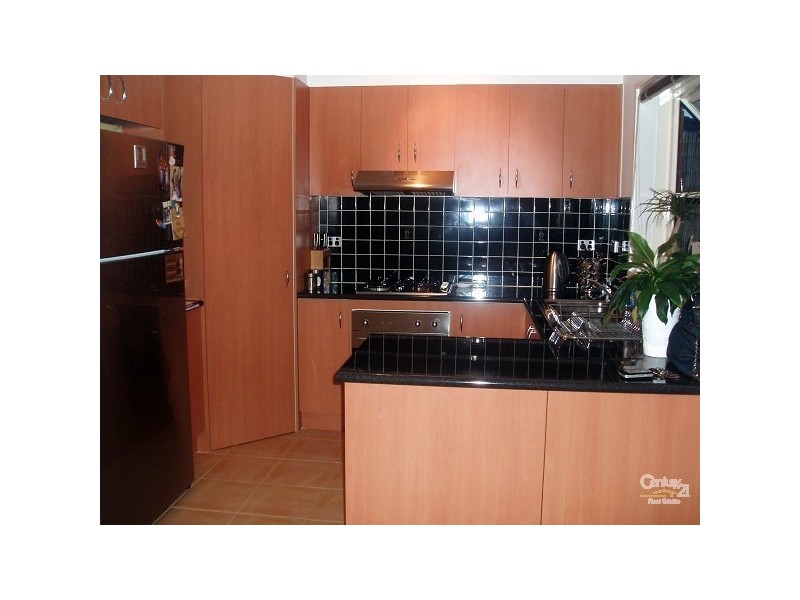 38 Athol Avenue, Roxburgh Park VIC 3064