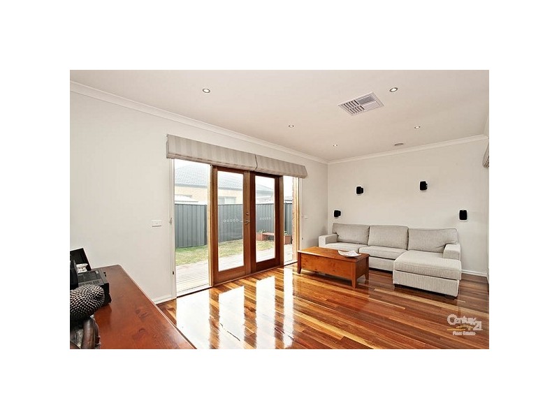22 Ebony Circuit, Craigieburn VIC 3064
