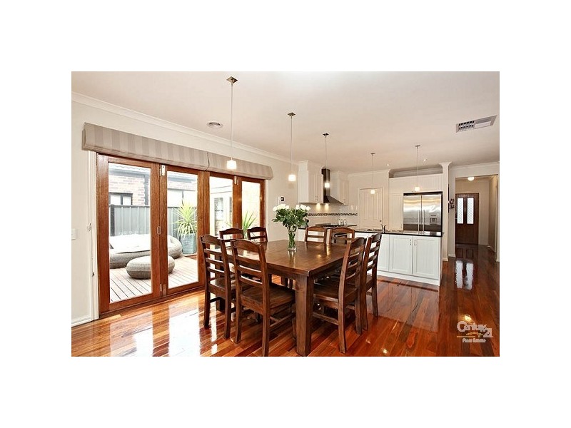 22 Ebony Circuit, Craigieburn VIC 3064