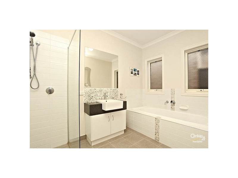 22 Ebony Circuit, Craigieburn VIC 3064