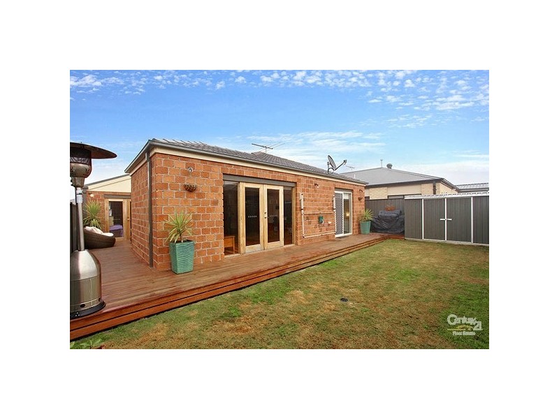 22 Ebony Circuit, Craigieburn VIC 3064