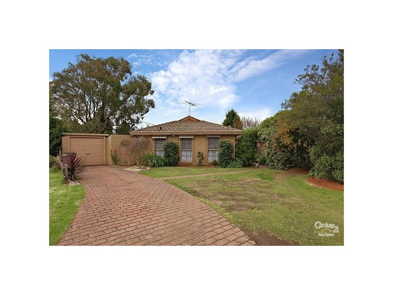 8 Durham Close, Craigieburn VIC 3064