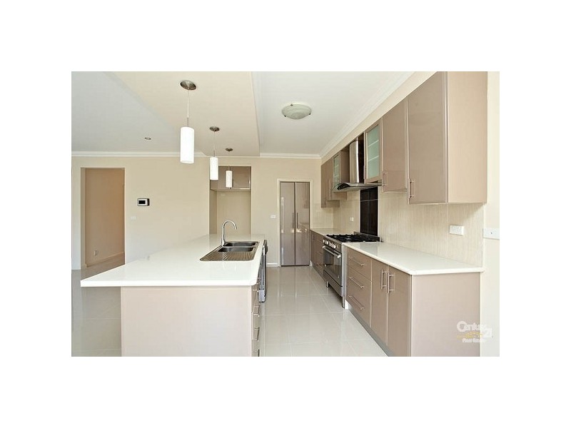 11 Northumberland Ave, Craigieburn VIC 3064