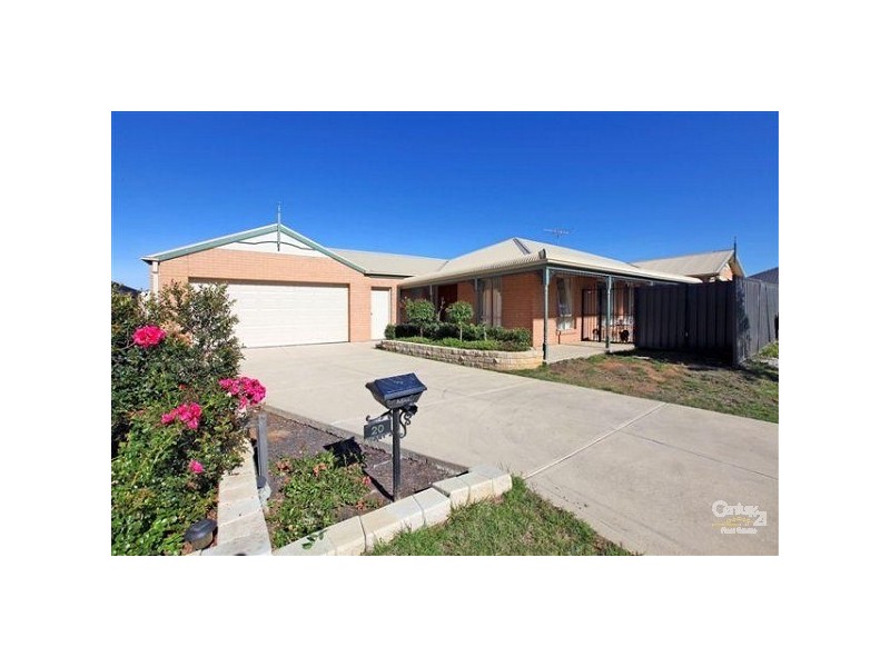 20  Gippsland Way, Craigieburn VIC 3064