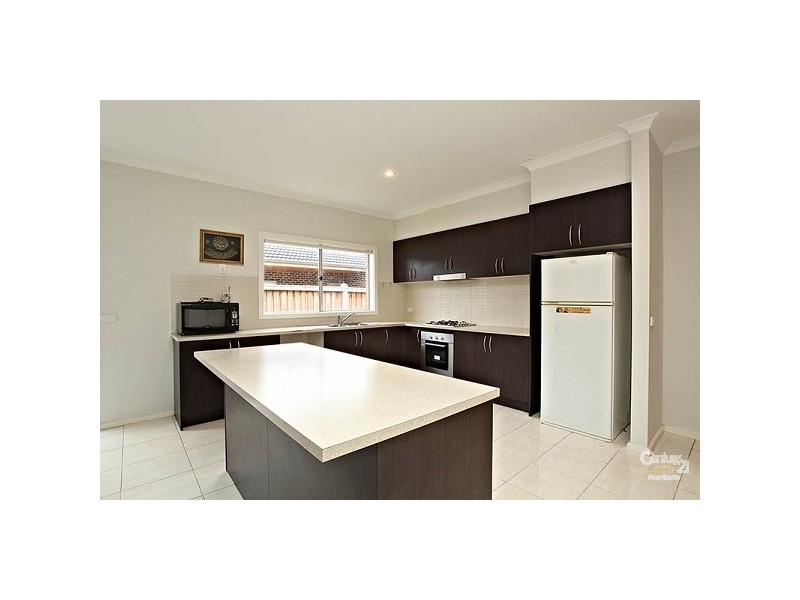 10 Taransay Way, Craigieburn VIC 3064