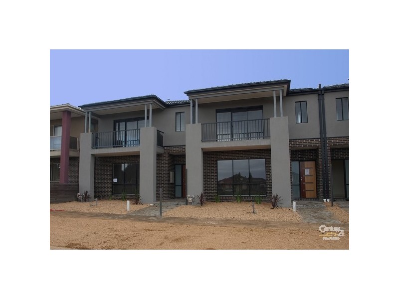 10 Brookvale Court, Roxburgh Park VIC 3064