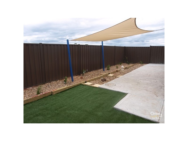 6 Clarendon Avenue, Craigieburn VIC 3064