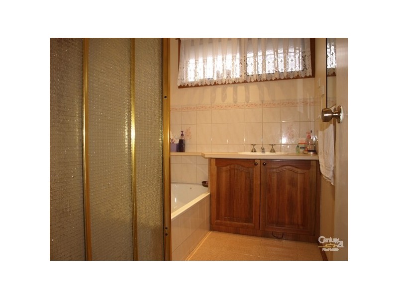 5 Gimlet Close, Meadow Heights VIC 3048