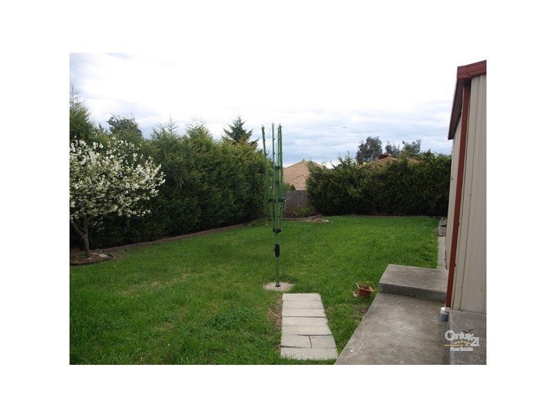 5 Gimlet Close, Meadow Heights VIC 3048