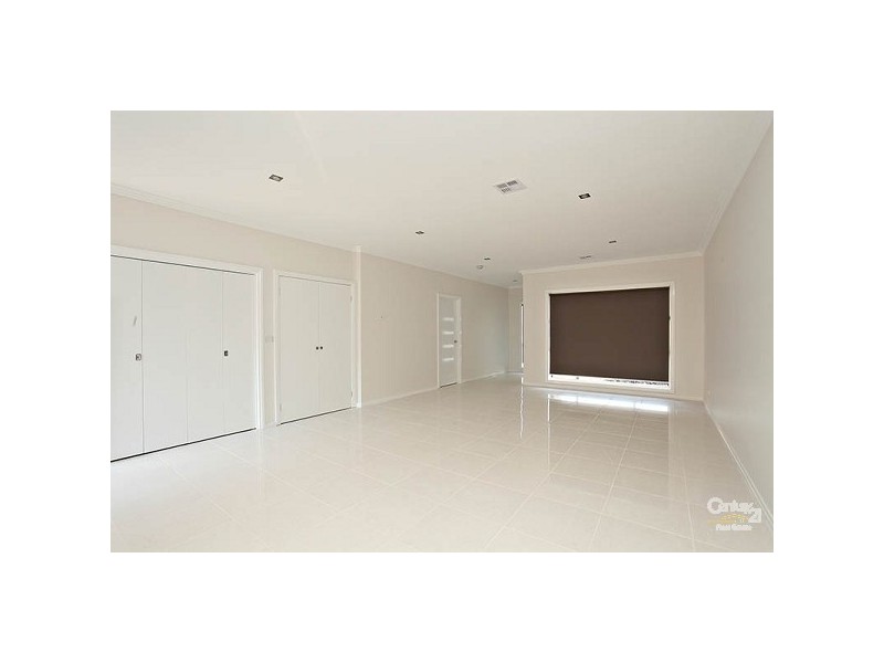 45A Abercan Ave, Craigieburn VIC 3064
