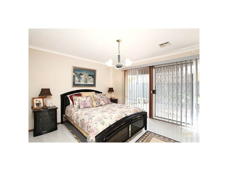 51 Dorchester Street, Craigieburn VIC 3064