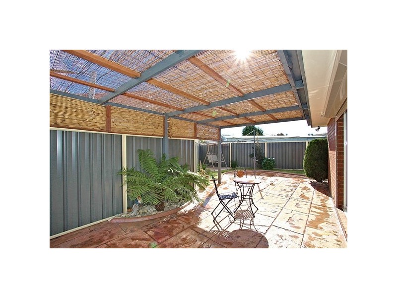 51 Dorchester Street, Craigieburn VIC 3064