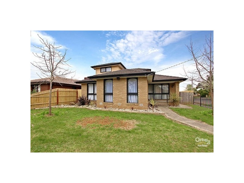 14 Wattleglen Street, Craigieburn VIC 3064