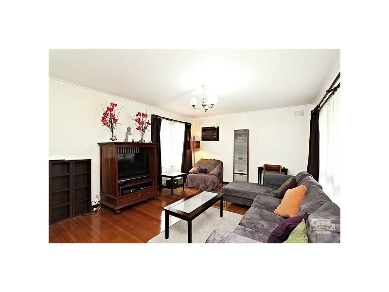 14 Wattleglen Street, Craigieburn VIC 3064