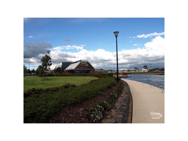 44/1-27 HUNTINGTON DRIVE, Craigieburn VIC 3064