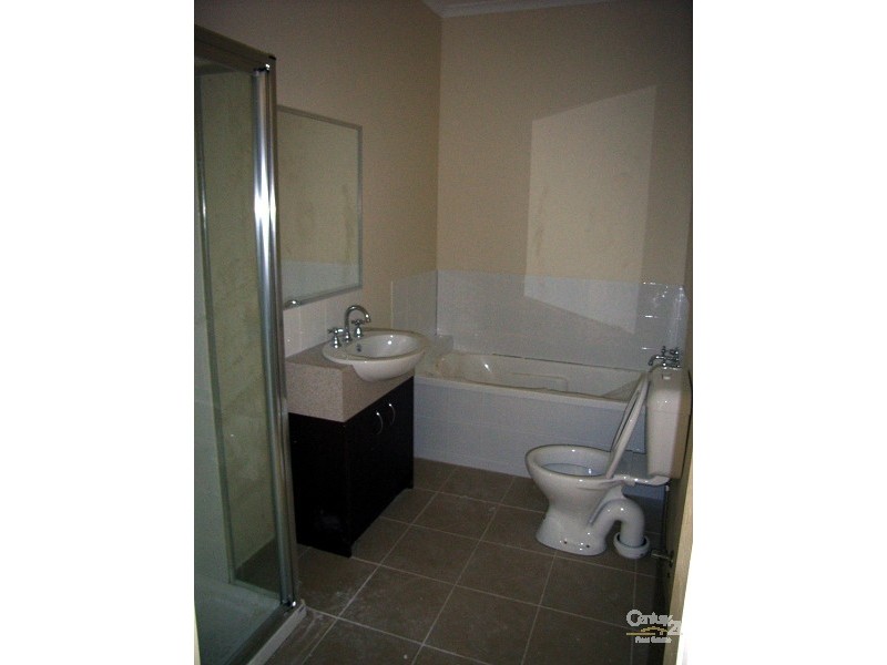 8A Nene Avenue, Glenroy VIC 3046