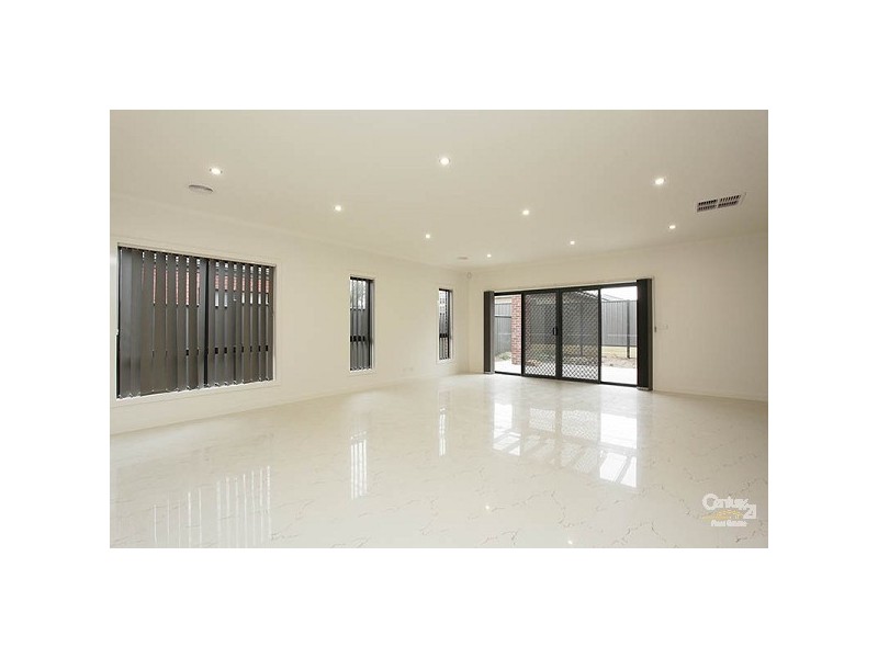 118 Huntington Drive, Craigieburn VIC 3064