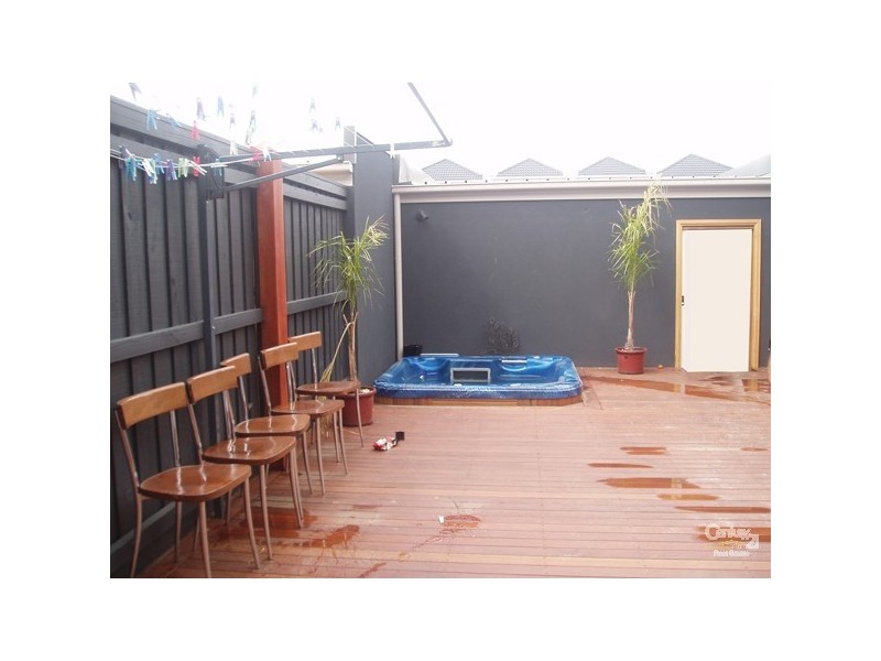 18/8 Moresby Court, Craigieburn VIC 3064