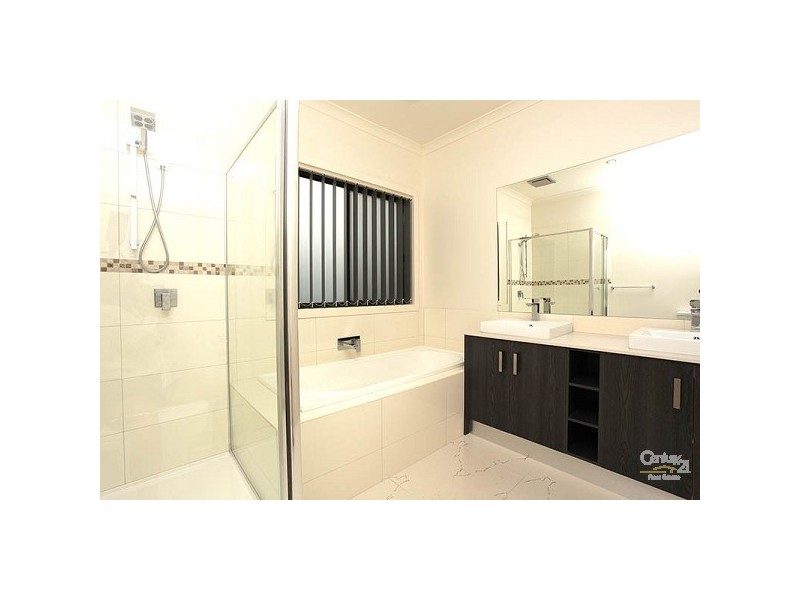 118 Huntington Drive, Craigieburn VIC 3064