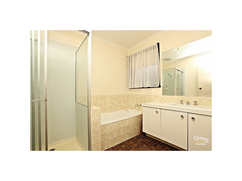 14 Wattleglen Street, Craigieburn VIC 3064