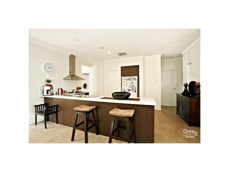 15 Grosvenor Square, Craigieburn VIC 3064