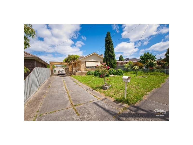 11 Hanson Road, Craigieburn VIC 3064