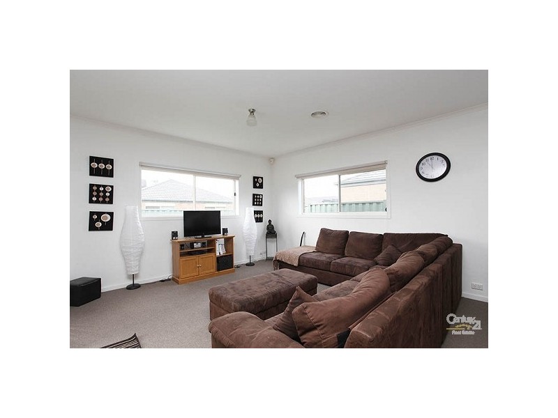 37 Hurlingham Way, Craigieburn VIC 3064