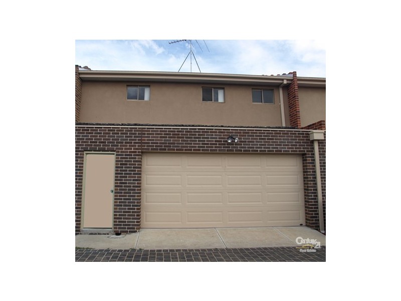 24 Brookvale Court, Roxburgh Park VIC 3064